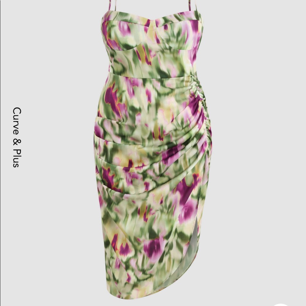 Curve & Plus Illusion Ruched Midi Dress